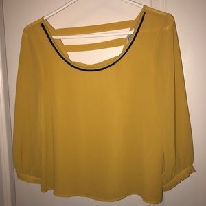 Naked zebra 3/4 sleeved top